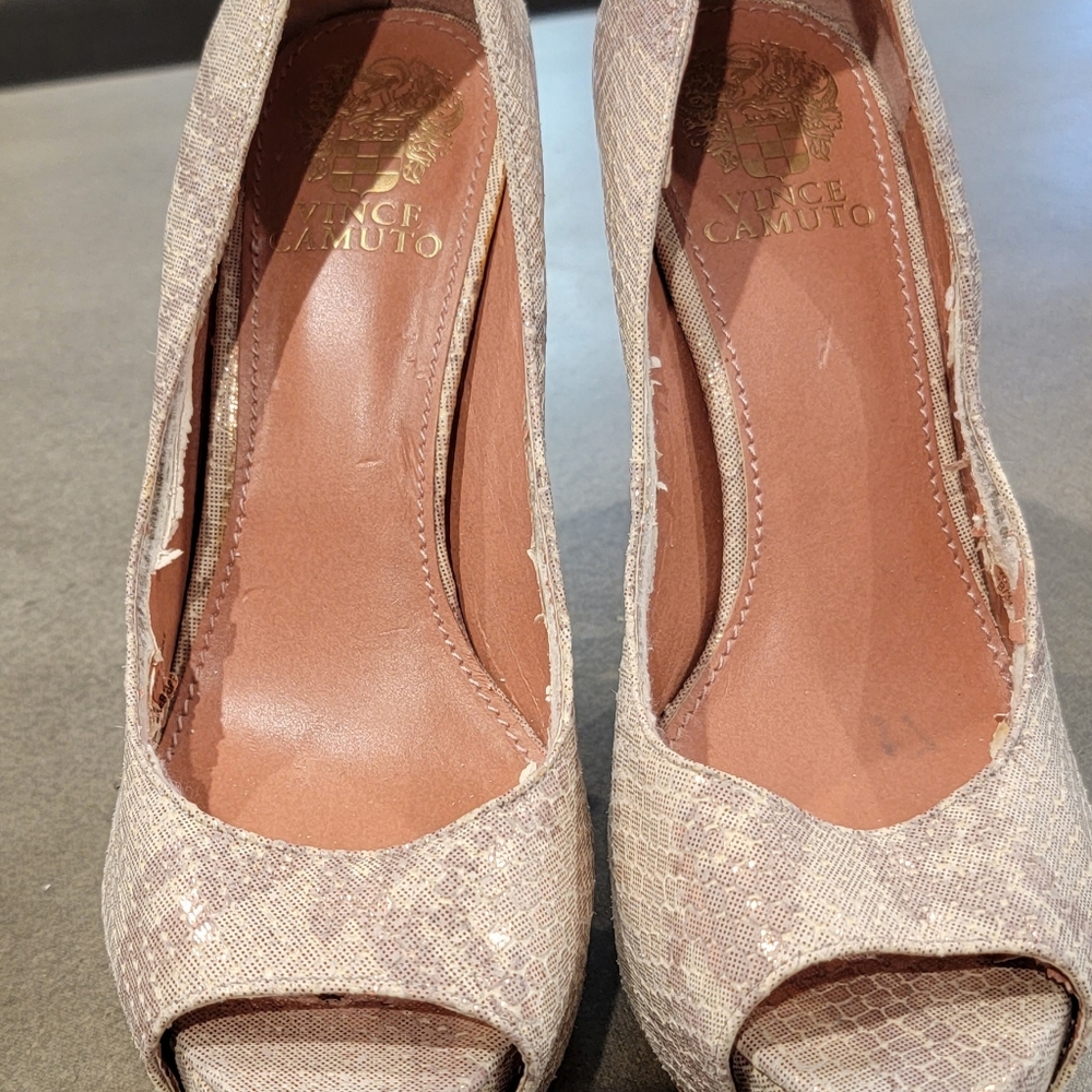 Women's shoes